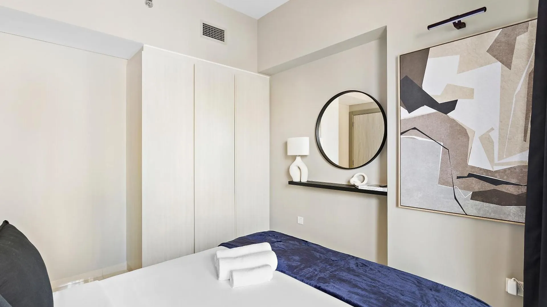 Apartment Stunning 1Br Apt Business Bay Dubai