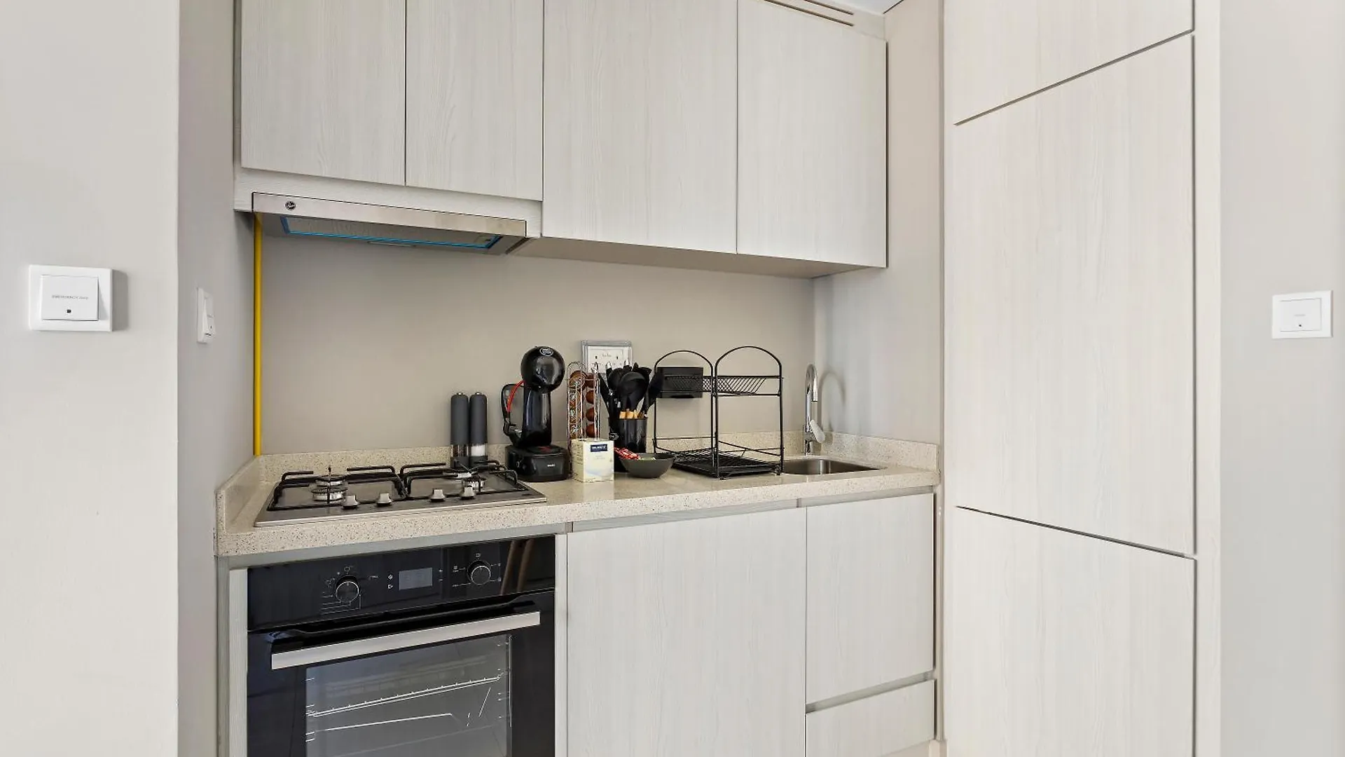 Stunning 1Br Apt Business Bay Dubai 0*,  United Arab Emirates
